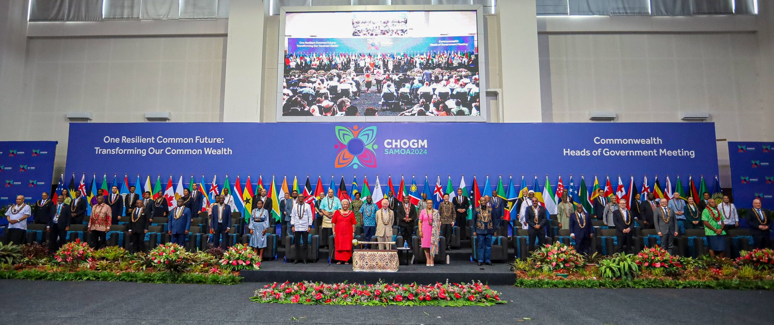 Commonwealth Round Table Samoa Diary Four - The Opening Ceremony: The Theatre of Politics. photo shows CHOGM official leaders photo